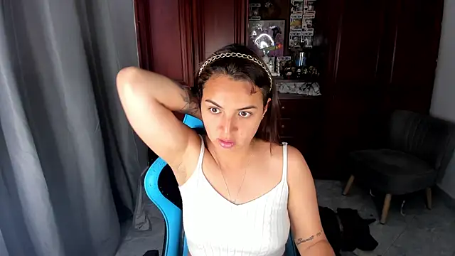 Snapshot of Miss_Nicole chatting on July 2026 07:27:02 PM Miss Nicole online show from July 2026 07:27:02 PM
