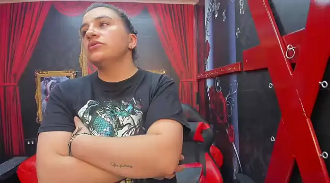 Snapshot of AmaiaDavies chatting on December 2024 11:01:01 AM AmaiaDavies online show from December 2024 11:01:01 AM