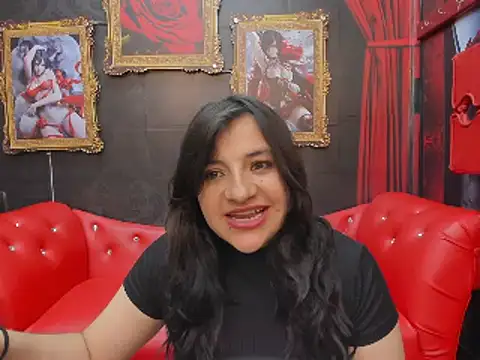 Snapshot of AmaiaDavies chatting on December 2024 11:50:02 AM AmaiaDavies online show from December 2024 11:50:02 AM