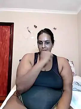 NWC4LYF online show from March 2026 08:44:01 PM