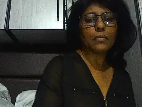 MsAttitude online show from February 2025 05:36:01 PM