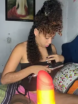 Miley and Vash online show from March 2025 07:38:01 PM