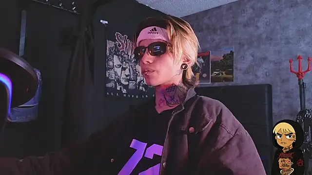 AcidMilo online show from November 2025 09:57:02 PM