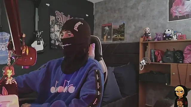 AcidMilo online show from January 2026 03:28:02 PM