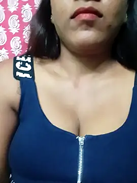 Snapshot of ANGEL_QUEEN09 chatting on November 2025 06:30:01 PM ANGEL QUEEN09 online show from November 2025 06:30:01 PM