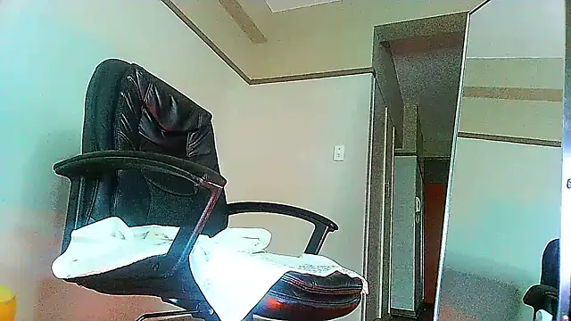 Charlie-Crawford online show from March 2025 07:49:02 PM