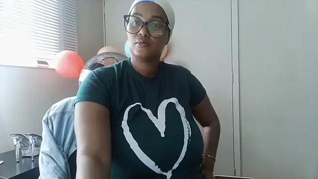 Charlie-Crawford online show from April 2026 07:47:01 AM