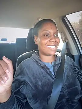 1Topgyal online show from October 2025 01:22:01 PM