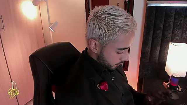 ItsMeEros online show from September 2025 12:21:01 AM