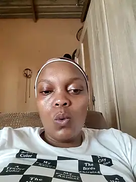 Snapshot of EbonyBuu chatting on June 2026 11:24:02 AM EbonyBuu online show from June 2026 11:24:02 AM