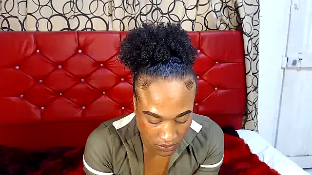 Snapshot of dirtydolltsx chatting on November 2025 10:31:02 PM dirtydolltsx online show from November 2025 10:31:02 PM