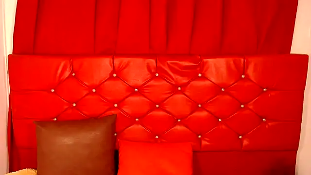 Snapshot of dirtydolltsx chatting on May 2026 01:52:01 PM dirtydolltsx online show from May 2026 01:52:01 PM