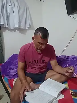 Snapshot of Daddy1972 chatting on October 2025 09:24:01 AM Daddy1972 online show from October 2025 09:24:01 AM