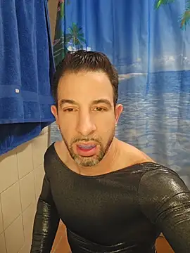 Sexyjulien25 online show from April 2026 11:36:02 AM