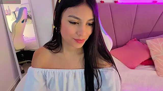 PIA STONE online show from October 2025 07:57:02 PM