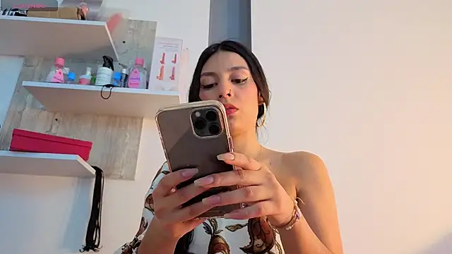 PIA STONE online show from October 2025 08:20:02 PM