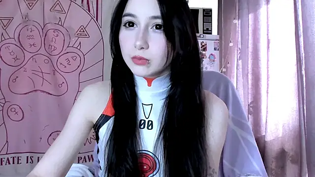 Holy420lolii online show from May 2026 01:49:01 PM