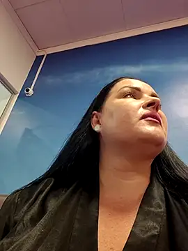 GeorgiaLerox online show from July 2026 01:06:01 PM