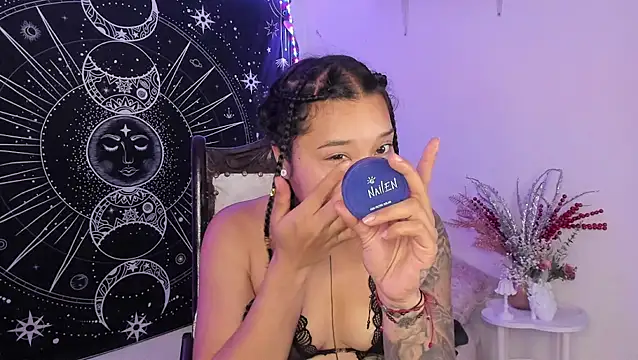 Eva Lee  online show from February 2026 08:54:02 AM