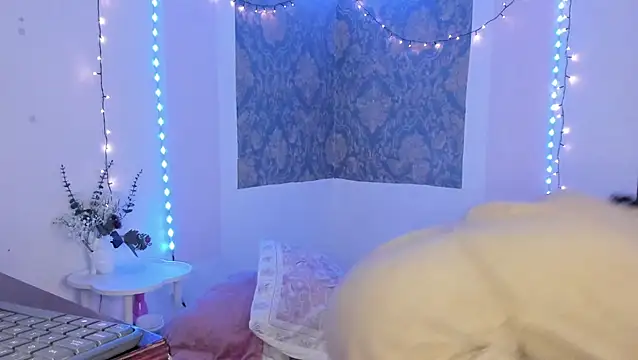 Eva Lee  online show from March 2026 11:10:01 AM