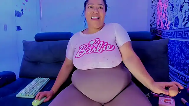 Fierymichef online show from October 2025 05:52:01 PM