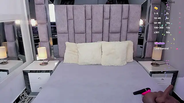 EMMAHILL1 online show from February 2026 11:36:02 AM