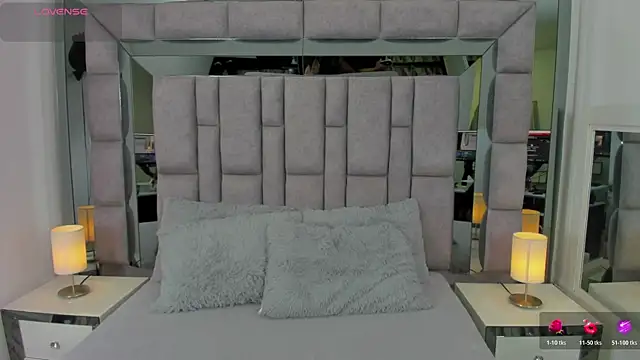 EMMAHILL1 online show from July 2026 11:16:02 AM