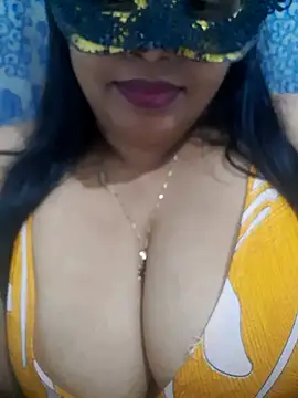 chubby wife online show from November 2025 05:01:01 PM