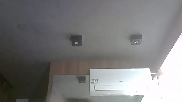 Skinny-Kitten online show from November 2025 05:52:01 PM