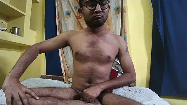 Cute boy2000 online show from December 2024 01:39:02 PM