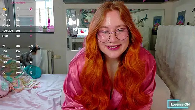 FluffyRainbowKity online show from May 2026 08:32:02 AM