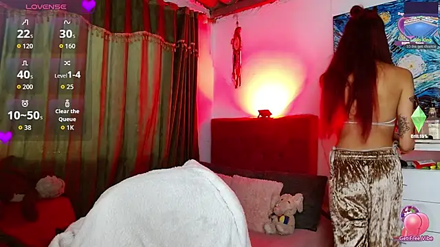 Snapshot of alisseallie chatting on November 2025 11:38:02 AM alisseallie online show from November 2025 11:38:02 AM