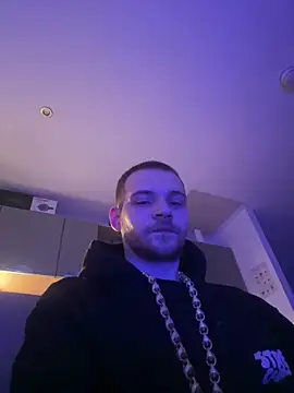 Z1uk online show from March 2026 01:21:01 AM