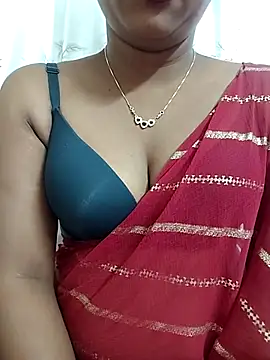 Snapshot of ANGE-MOU chatting on December 2025 01:36:01 AM ANGE-MOU online show from December 2025 01:36:01 AM