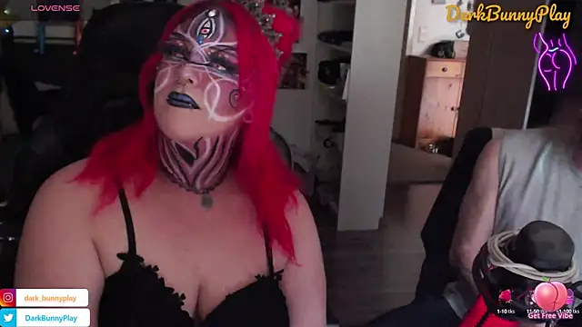 Snapshot of DarkBunnyPlay chatting on March 2025 11:50:01 AM DarkBunnyPlay online show from March 2025 11:50:01 AM