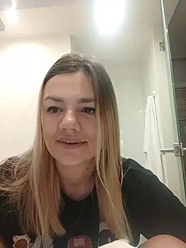 KrissSexi online show from November 2025 05:17:01 AM