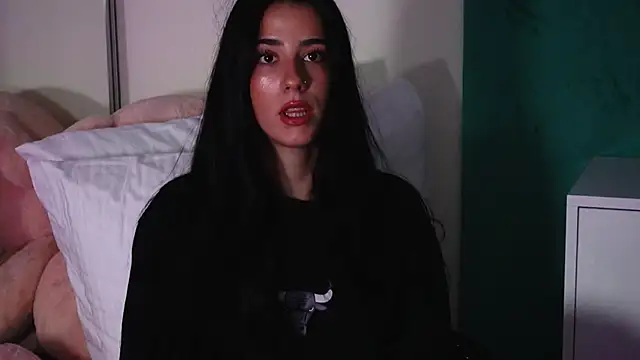 AmeliaJune online show from June 2026 07:46:01 PM
