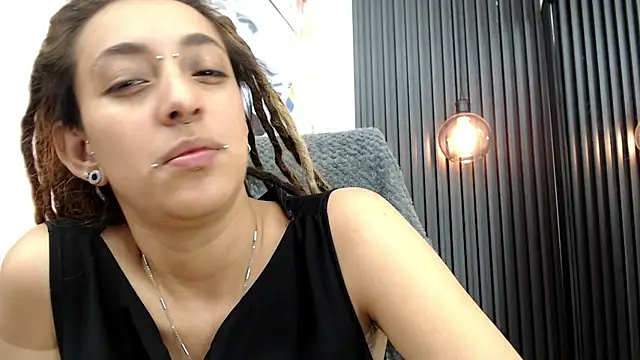 Snapshot of ORIANNA_BODMOD chatting on July 2026 07:34:01 AM ORIANNA BODMOD online show from July 2026 07:34:01 AM