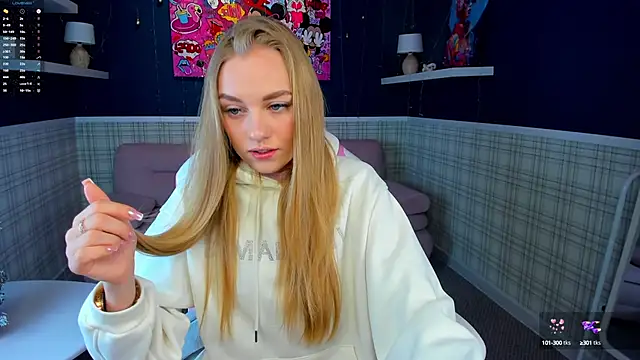 Snapshot of Barbie_Lis chatting on December 2024 11:37:01 PM Barbie Lis online show from December 2024 11:37:01 PM