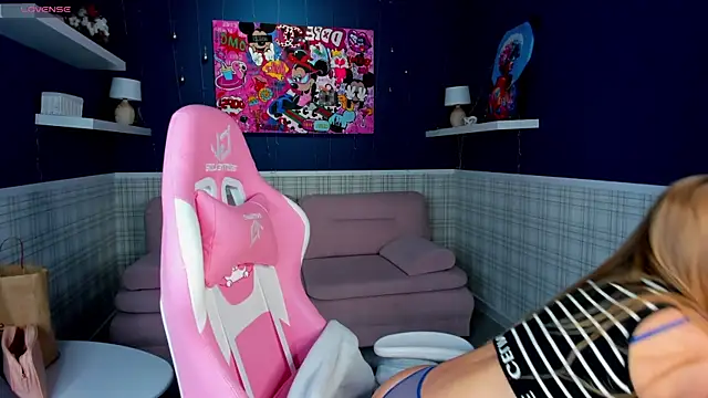 Snapshot of Barbie_Lis chatting on January 2025 11:43:01 PM Barbie Lis online show from January 2025 11:43:01 PM