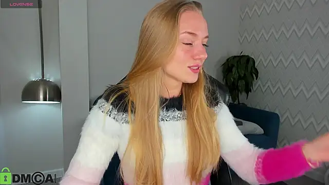 Snapshot of Barbie_Lis chatting on November 2025 12:55:01 AM Barbie Lis online show from November 2025 12:55:01 AM