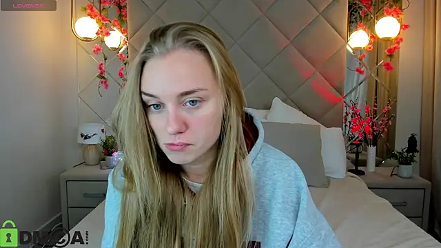 Snapshot of Barbie_Lis chatting on November 2025 01:08:02 AM Barbie Lis online show from November 2025 01:08:02 AM