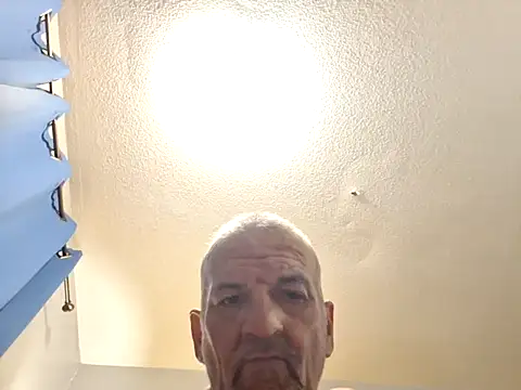 Snapshot of bigmack8810 chatting on October 2025 09:00:01 AM bigmack8810 online show from October 2025 09:00:01 AM