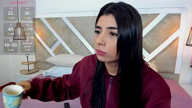 Snapshot of ZiaCalifa chatting on June 2026 11:58:02 AM ZiaCalifa online show from June 2026 11:58:02 AM