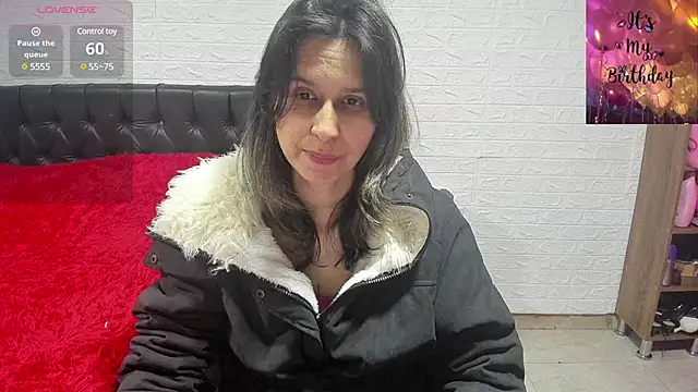 lauren ashlee online show from February 2025 05:16:01 PM