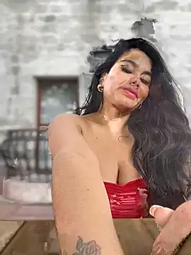 Snapshot of Insane_Issa chatting on January 2025 09:41:01 PM Insane Issa online show from January 2025 09:41:01 PM