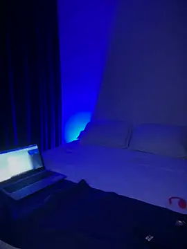 Snapshot of Insane_Issa chatting on March 2025 01:25:02 AM Insane Issa online show from March 2025 01:25:02 AM