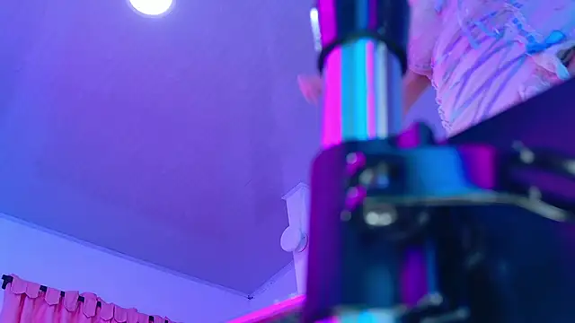 NathaxaLeans online show from April 2026 11:53:01 AM