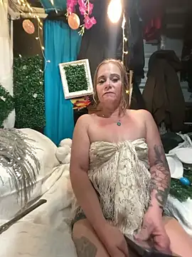 SummerBlueMoon online show from April 2026 09:26:02 AM