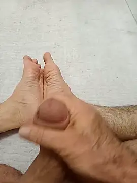 Hardapple01 online show from October 2025 01:17:01 AM